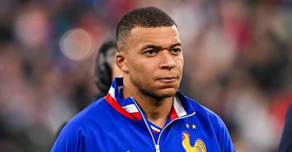 images - 2025-11-18T054832.357