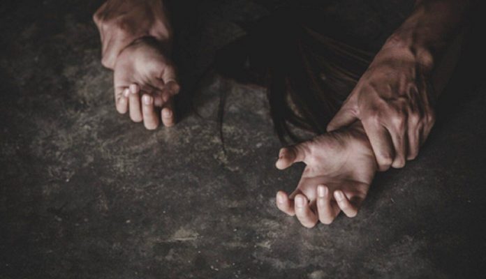 06EF9059-9ED9-4F4F-9D96-80F238CCD311