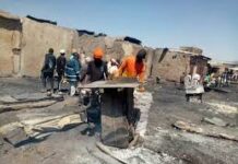 Fire Destroys Timber Market in Plateau