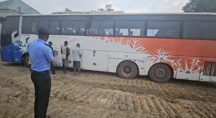 Police-foil-plot-to-sell-stolen-luxury-vehicle-arrest-five