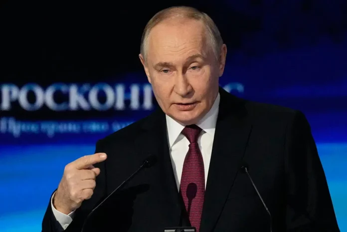 AFP__20251016__78ZP89E__v1__MidRes__RussiaEconomyEnergy-1