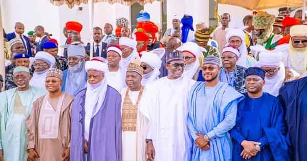 images - 2025-12-02T065305.152