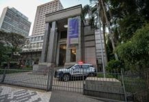 Thieves snatch eight Matisse artworks from library in Brazil