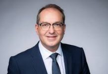 Germany offers €1m reward for arrest of militants behind Berlin blackout